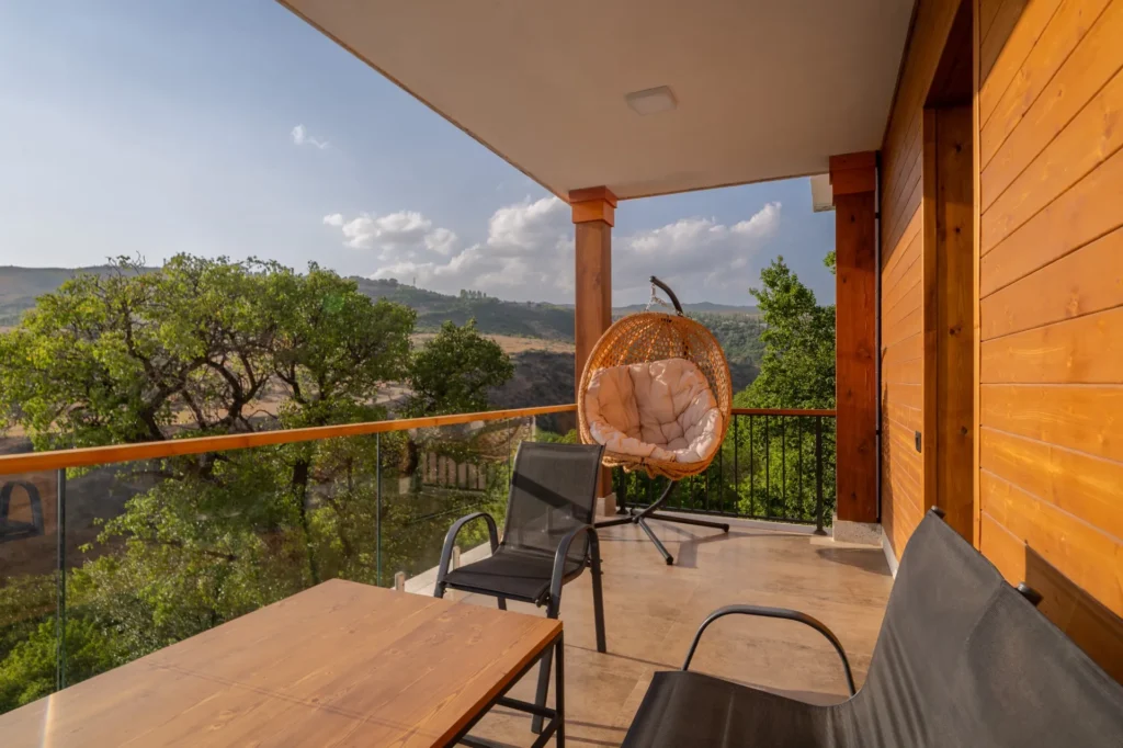 aprie-boutique-hotel-room-2-4.webp